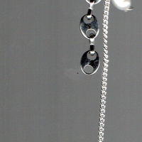 Boucle d'oreille upcyclée Misha