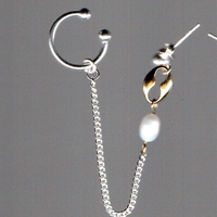 Boucle d'oreille upcyclée Lee