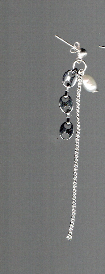 Boucle d'oreille upcyclée Misha
