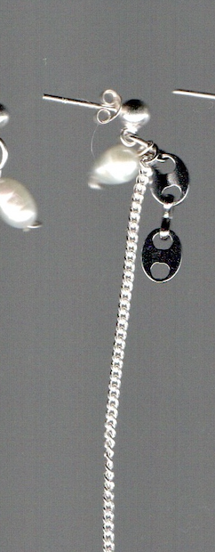 Boucle d'oreille upcyclée Misha