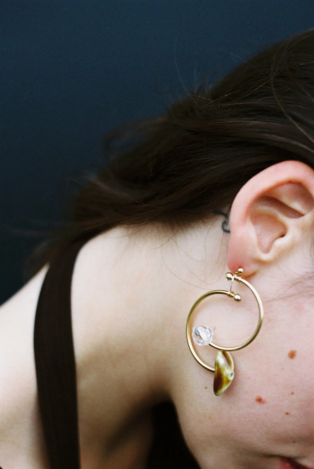 Boucles d’oreilles upcyclées double créoles et pierres