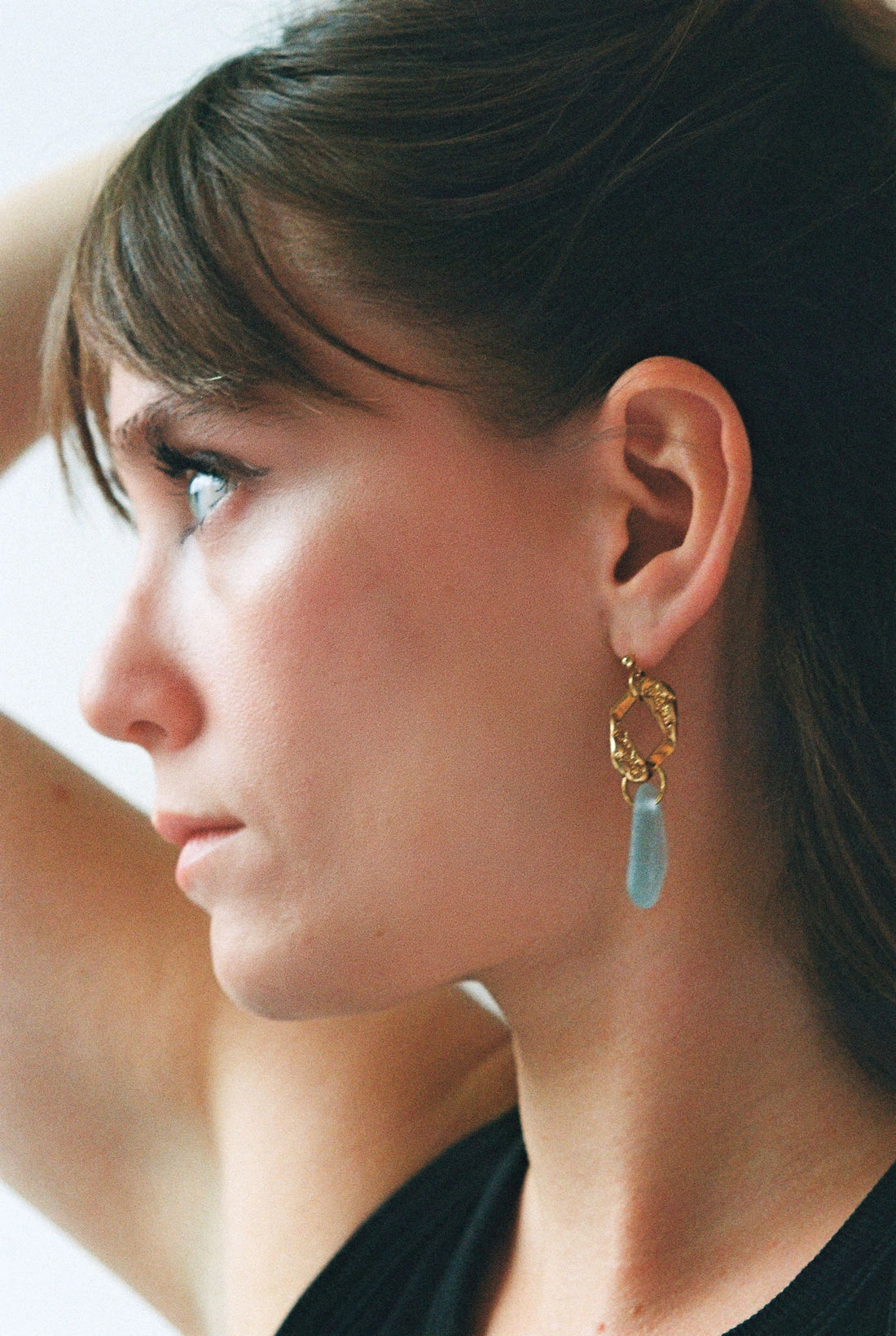 Boucle d’oreilles upcyclées verre poli bleu