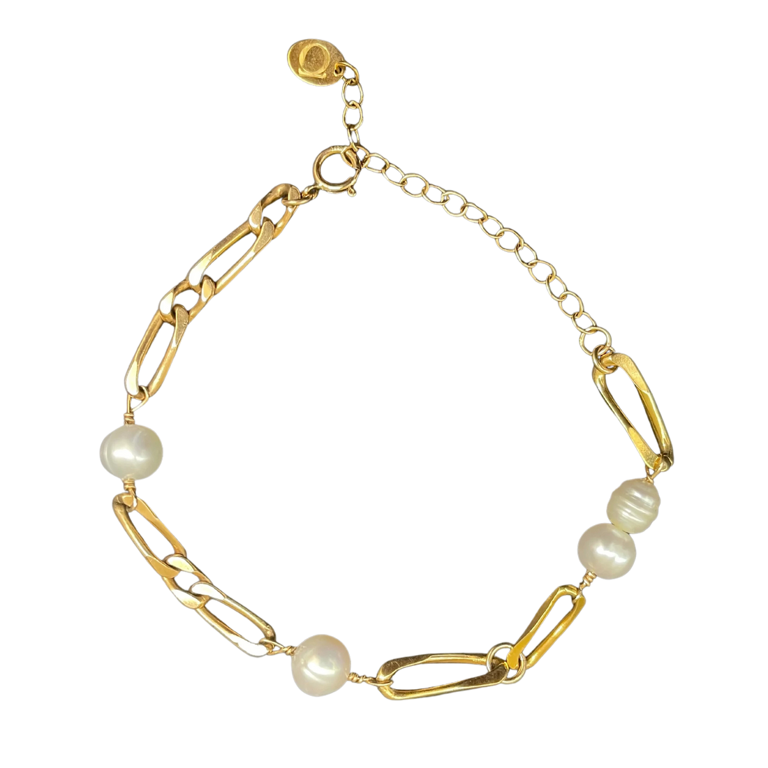 Upcycled bracelet decorated with pearls