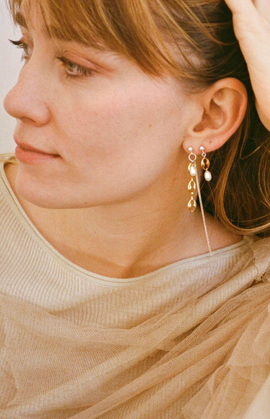 Boucle d'oreille upcyclée Lee