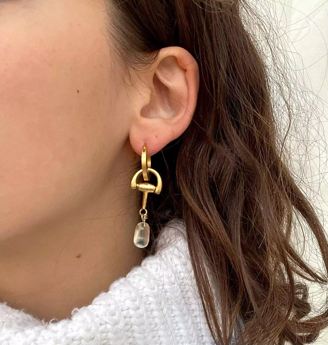 Boucle d’oreille upcyclée ornée de verre