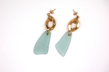 Polished glass and link earrings 