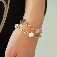 Upcycled bracelet decorated with pearls