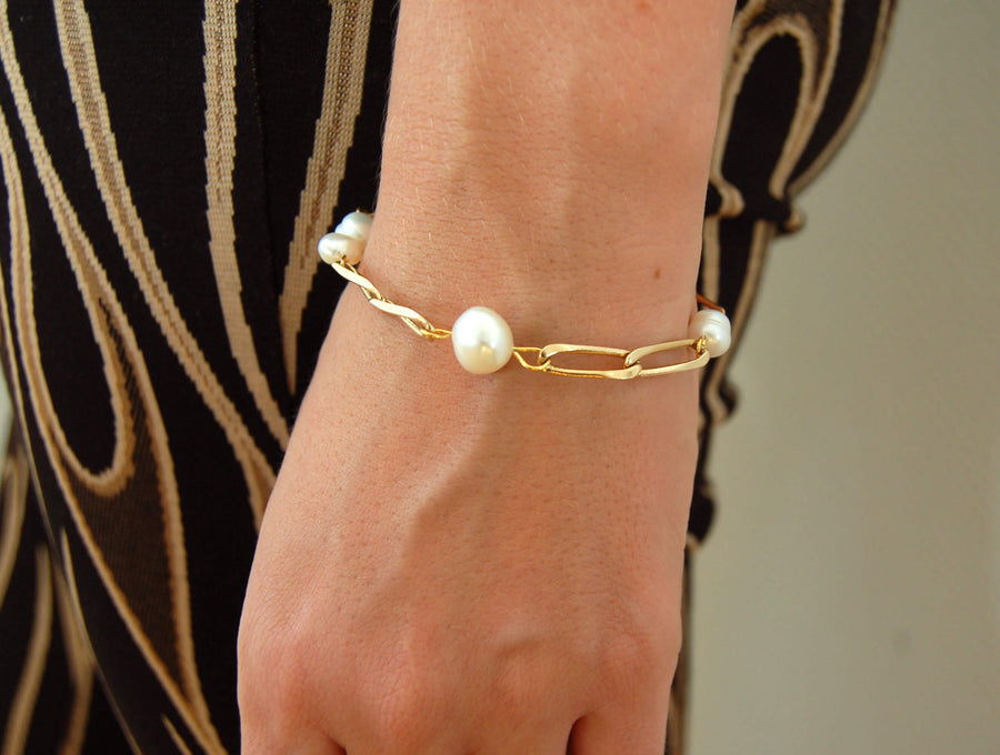 Bracelet upcyclé orné de perles